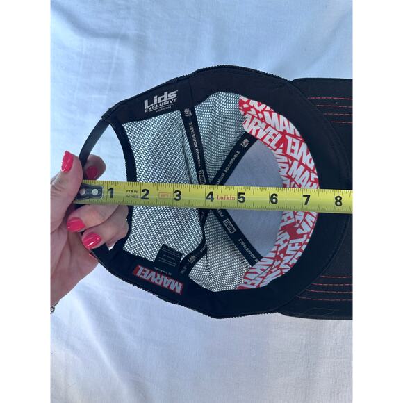 NWT Marvel Deadpool Retro A Frame Trucker Adjustable Snapback Hat Black & Red - Picture 7 of 7